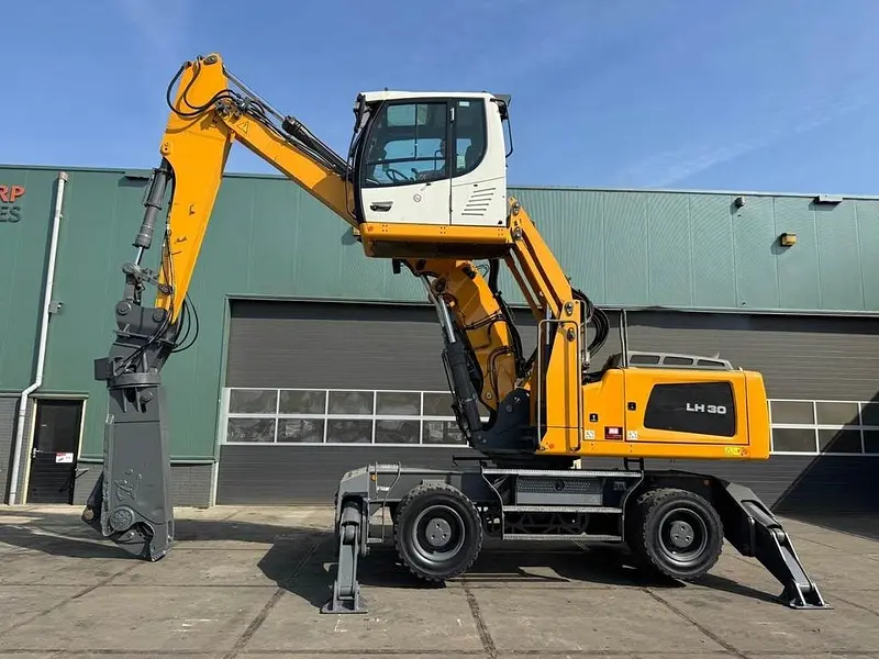 Liebherr LH30M