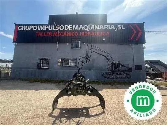 New hydraulic rotor forest grapples for mini excavators