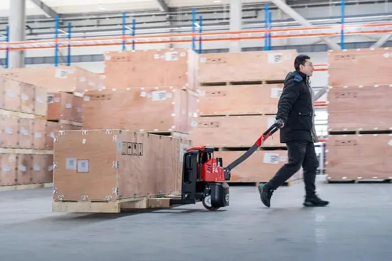 Electric Pallet Truck 2.0T - EP F4-201