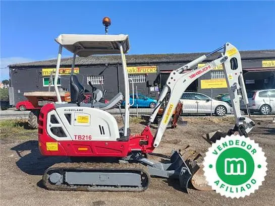 Mini excavadora Takeuchi TB216