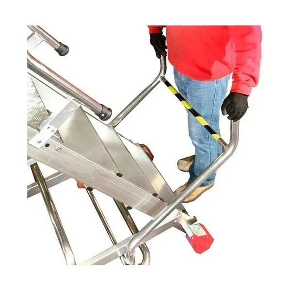 Aluminum lightweight foldable ladder with platform and rail