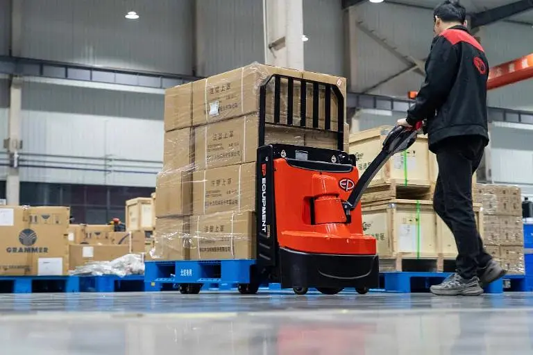 Heavy-Duty Pedestrian Li-ion Pallet Truck 2.0T - WAL20-PRO