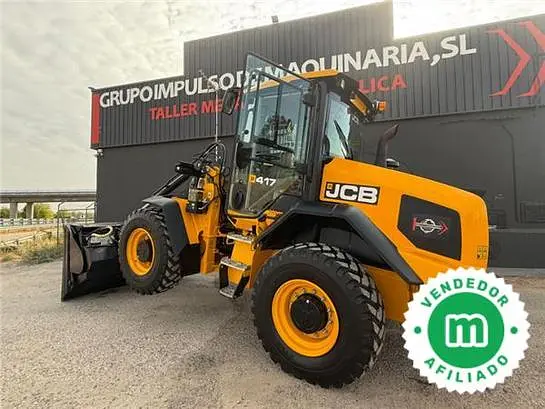 Cargadora de ruedas articulada JCB 417 S5 HT con cazo de alto volteo