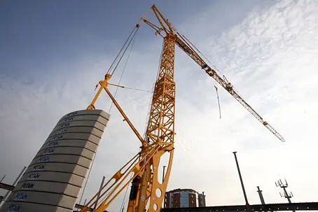 Potain Igo T 85 A Self-Erecting Cranes