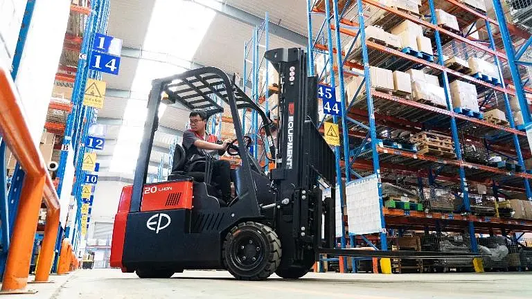 3-Wheel Dual-drive Counterbalance Forklift 1500kg - EP TVL151