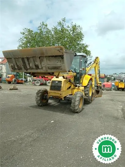 Retro cargadora mixta New Holland LB95 2007