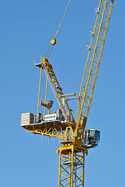 Potain MR 309 H16 Top-Slewing Cranes