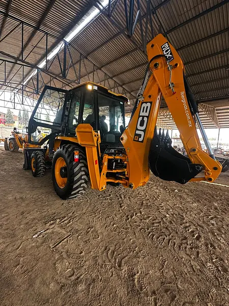 JCB 3CX Plus backhoe loader