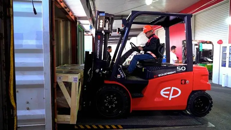 4-wheel Li-ion Counterbalance forklift 5.0T - EP CPD50L1