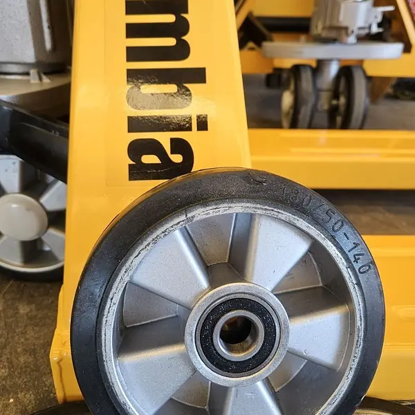 Rubber rotating wheel for pallet truck 180x50mm 20mm shaft