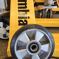 Rubber rotating wheel for pallet truck 180x50mm 20mm shaft