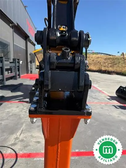 Nuevos martillos hidráulicos silenciosos para miniexcavadoras