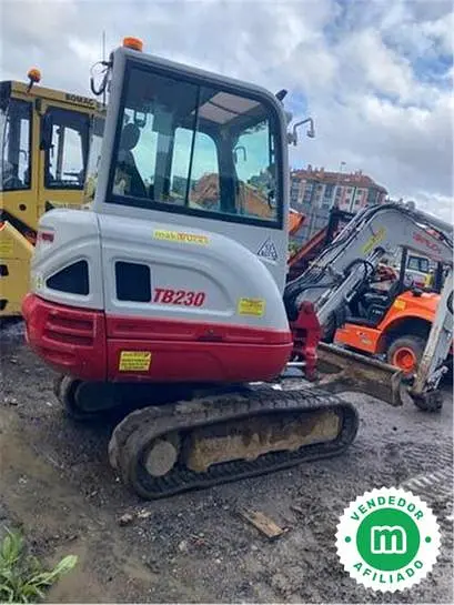 Excavadora mini Takeuchi TB230