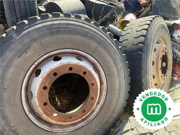 Pirelli 315/80 R 22.5 industrial tires