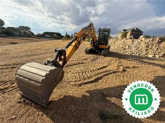 Excavadora mini JCB 90Z