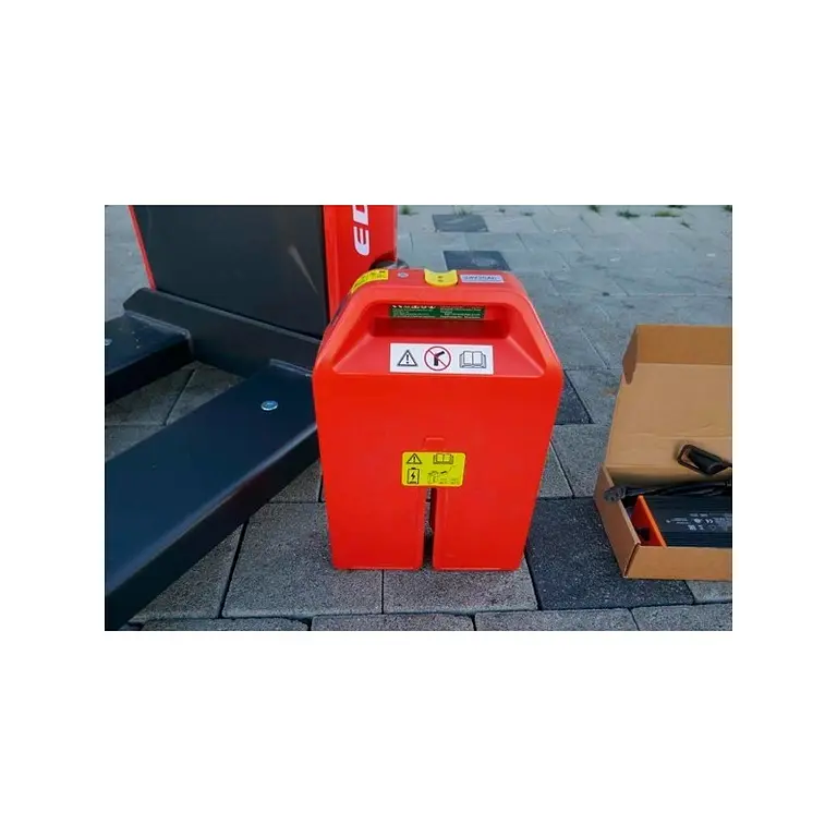 Carretilla elevadora eléctrica Noblelift 1500kg