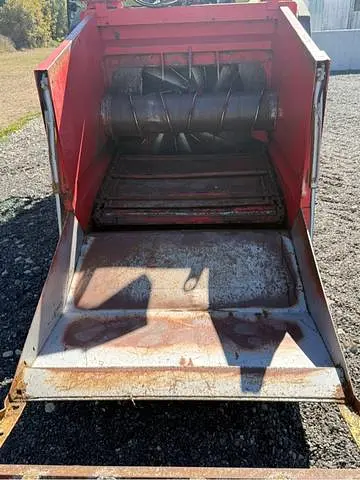 Encamadora suspendida Silofarmer 280