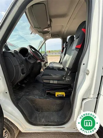 Renault Master DCI 125 dump truck