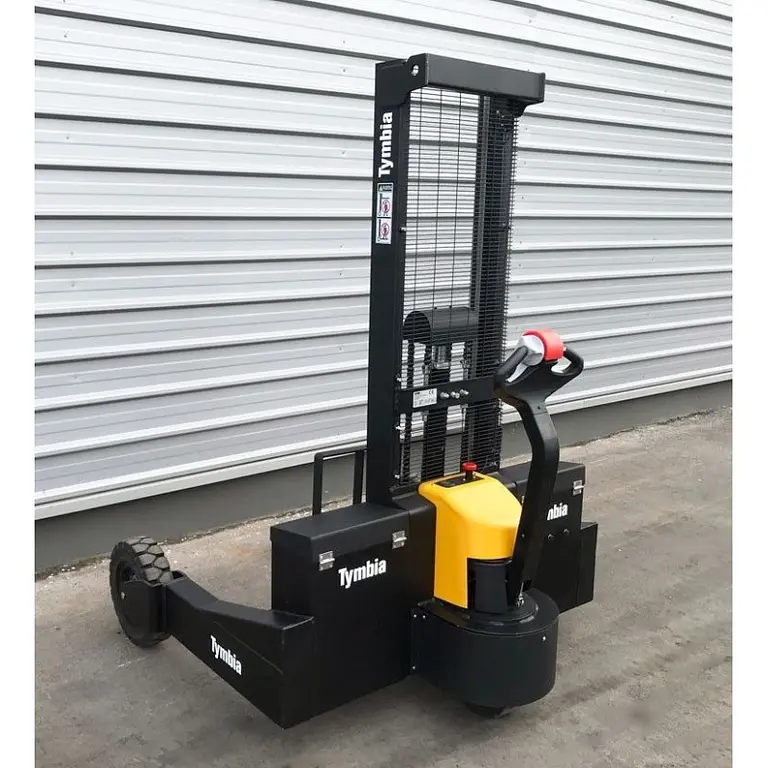 Apilador eléctrico todoterreno 1500kg