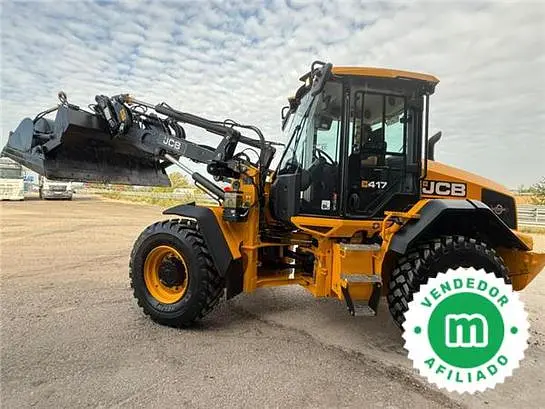 Cargadora de ruedas articulada JCB 417 S5 HT con cazo de alto volteo