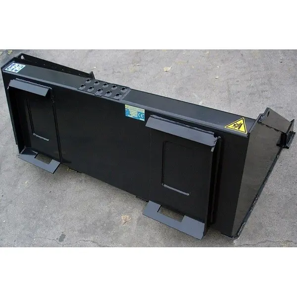 Utility bucket 1570 with anti-wear blade and adaptable to SSL Minichargers