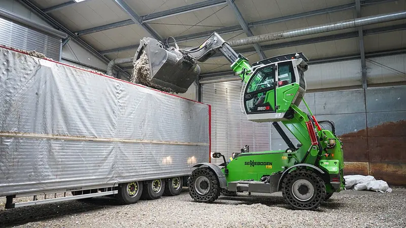 Sennebogen 360G Telehandler