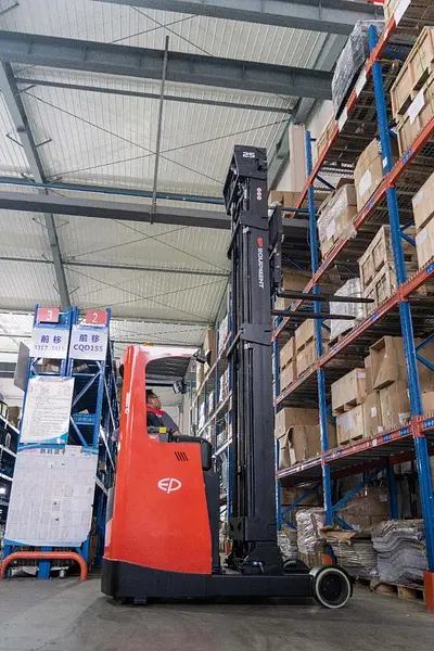 Electric Reach Truck 2.5T - EP CQD25RV