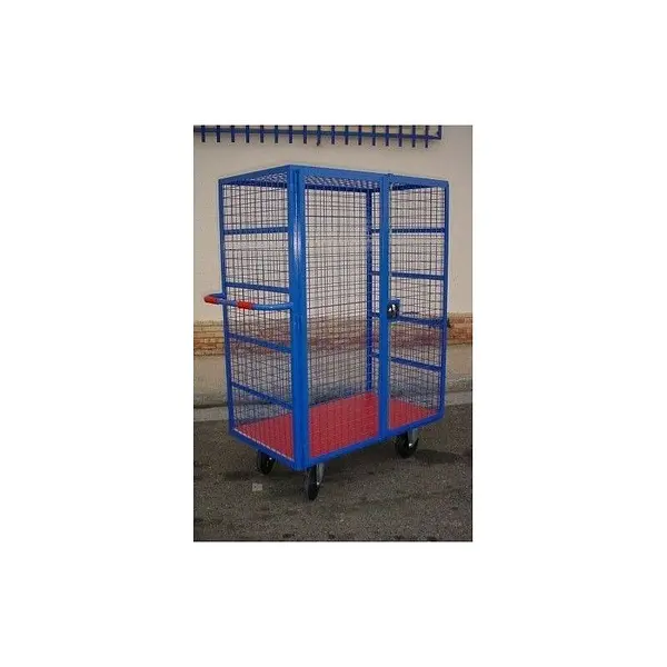 Mesh basket with reinforced roof and sides