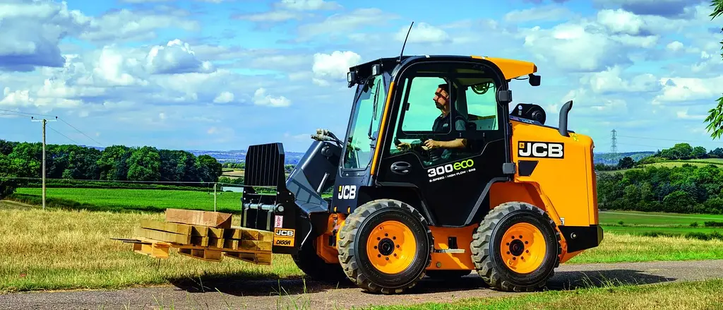 JCB 300 Minicargadores