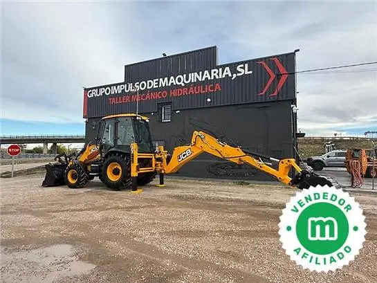 JCB 3CX Plus 110 HP backhoe loader