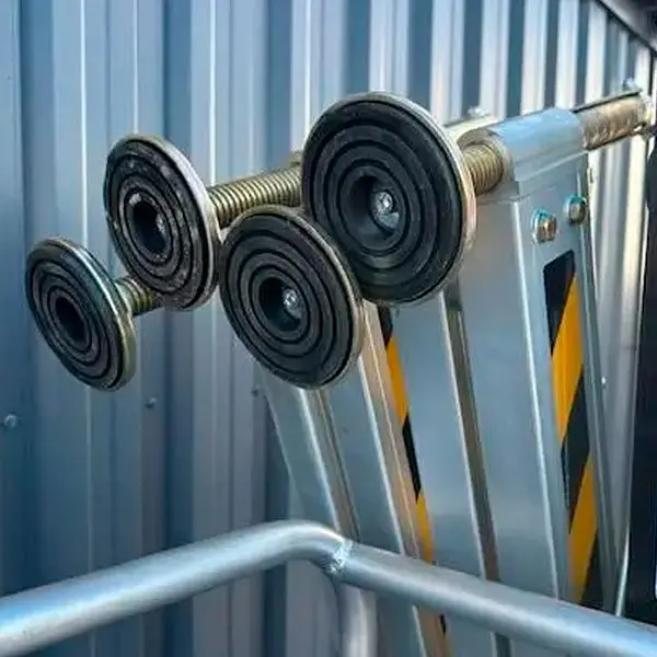 Plataforma Elevadora mástil vertical 10,4m-136kg (batería)